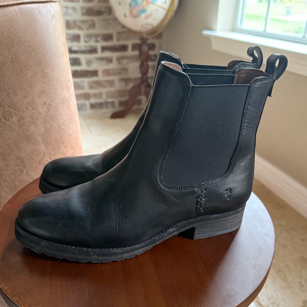 Women’s Frye Melissa Boot - black, real leather, ankle boot